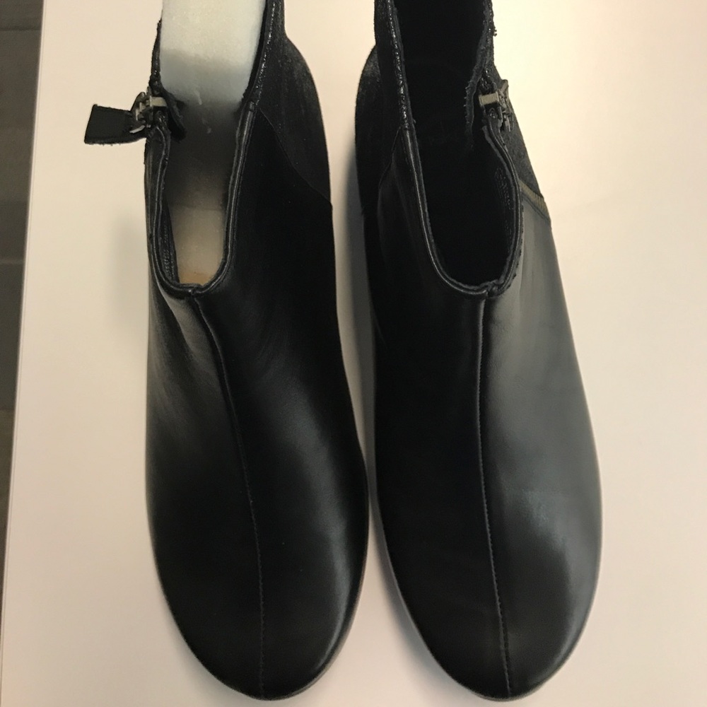 Dansko otis Napa booties